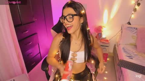 Snapshot of pinkpantherr_ chatting on December 2024 05:48:01 AM Sarah .. online show from December 2024 05:48:01 AM