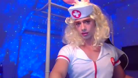 Snapshot of pinkpillbambi chatting on January 2025 10:35:01 PM pinkpillbambi online show from January 2025 10:35:01 PM