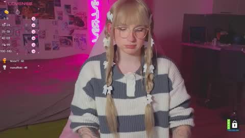 pinkvenom_ online show from February 2026 02:33:01 PM