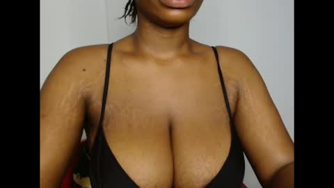 pinkxsugar online show from November 2025 11:12:02 AM