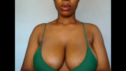 Snapshot of pinkxsugar chatting on April 2026 02:51:02 PM pinkxsugar online show from April 2026 02:51:02 PM
