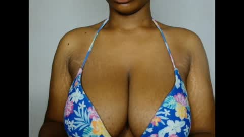 Snapshot of pinkxsugar chatting on April 2026 04:28:02 AM pinkxsugar online show from April 2026 04:28:02 AM