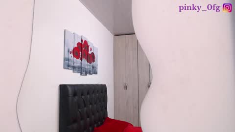 Snapshot of pinky_f00x chatting on October 2025 07:58:01 PM pinky_f00x online show from October 2025 07:58:01 PM
