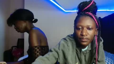 Pinky online show from November 2025 04:56:02 AM