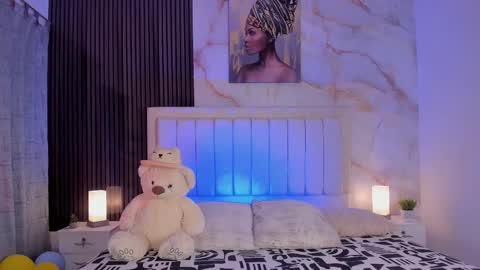 Snapshot of pinky_peach_ chatting on September 2025 05:45:02 AM Peachy online show from September 2025 05:45:02 AM