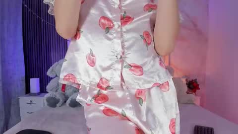 Peachy online show from February 2026 04:05:02 AM