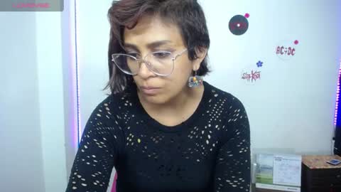 Snapshot of pinky_pinky_ chatting on June 2026 12:57:01 AM VIOLETA LOPEZ online show from June 2026 12:57:01 AM