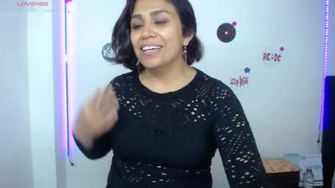 Snapshot of pinky_pinky_ chatting on July 2026 12:51:01 AM VIOLETA LOPEZ online show from July 2026 12:51:01 AM