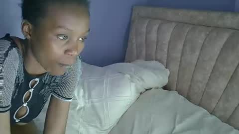 pinkycham online show from May 2026 09:45:01 PM