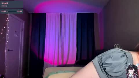 Snapshot of pinkypaws chatting on March 2026 09:21:02 PM miko online show from March 2026 09:21:02 PM