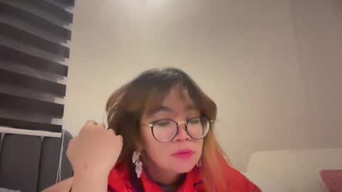 Snapshot of pinkyrosexx chatting on June 2026 08:01:02 AM Rose online show from June 2026 08:01:02 AM