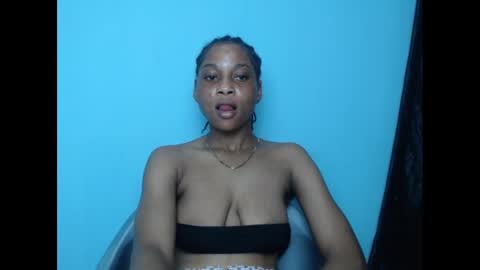 Snapshot of pinkyxxpussy chatting on January 2025 11:21:02 PM pinkyxxpussy online show from January 2025 11:21:02 PM
