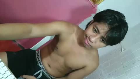 Snapshot of pinoy_fuckboyxxx chatting on June 2026 09:23:02 AM pinoy_fuckboyxxx online show from June 2026 09:23:02 AM