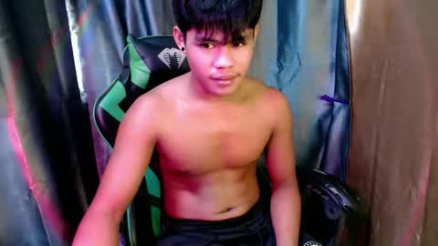 Snapshot of pinoy_shyboy69 chatting on May 2026 11:21:01 PM pinoy_shyboy69 online show from May 2026 11:21:01 PM