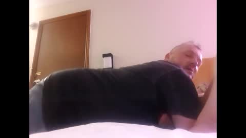 piper_in_melb online show from January 2026 10:23:01 PM