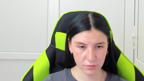 Snapshot of piper_smilee chatting on May 2026 12:12:01 PM Piper online show from May 2026 12:12:01 PM