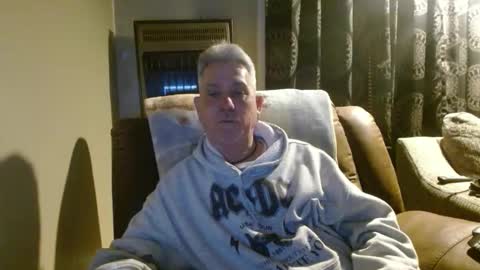 Snapshot of pirate334 chatting on January 2026 01:33:02 AM pirate334 online show from January 2026 01:33:02 AM