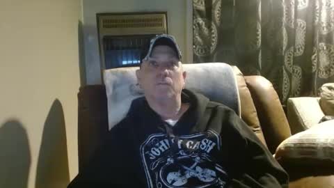 Snapshot of pirate334 chatting on February 2026 12:51:02 AM pirate334 online show from February 2026 12:51:02 AM