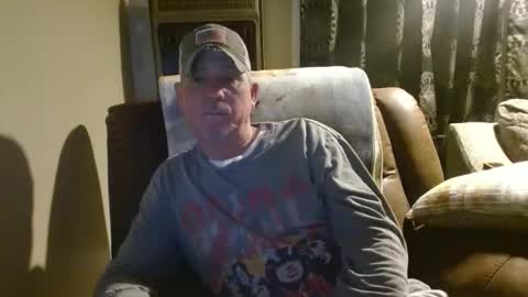 Snapshot of pirate334 chatting on March 2026 08:21:02 AM pirate334 online show from March 2026 08:21:02 AM