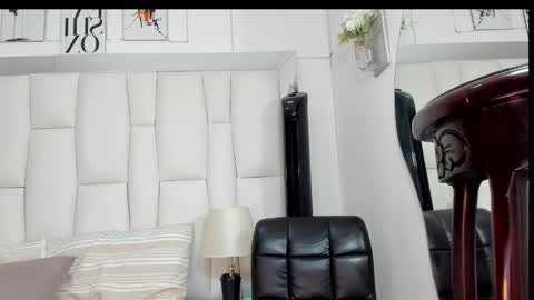 pittermagnuss online show from January 2025 05:18:01 PM