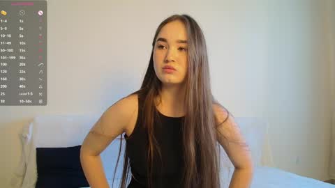 Snapshot of pixie____ chatting on May 2026 01:06:01 PM Lily online show from May 2026 01:06:01 PM