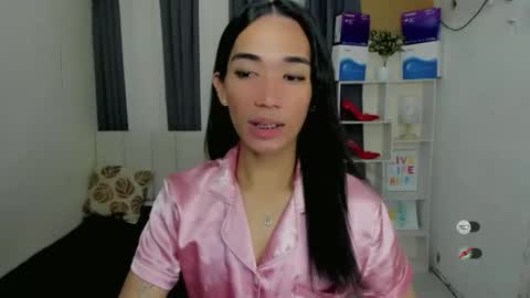 Snapshot of pixiedoll_ chatting on December 2025 06:04:02 PM pixiedoll_ online show from December 2025 06:04:02 PM