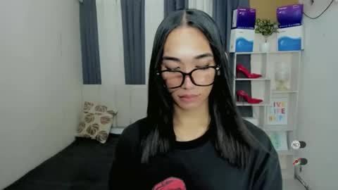 Snapshot of pixiedoll_ chatting on December 2025 05:09:01 PM pixiedoll_ online show from December 2025 05:09:01 PM