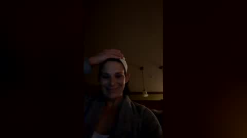 Snapshot of pixieluxxx chatting on March 2026 10:29:02 AM PixieLuxXx online show from March 2026 10:29:02 AM