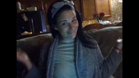 Snapshot of pixieluxxx chatting on March 2026 11:16:01 AM PixieLuxXx online show from March 2026 11:16:01 AM