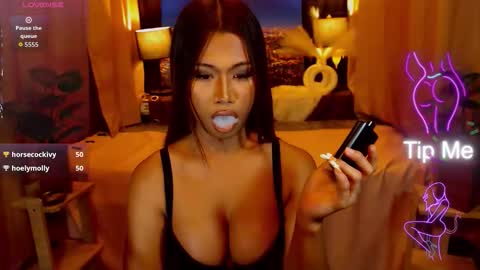 pixiewinky online show from May 2026 12:06:01 AM