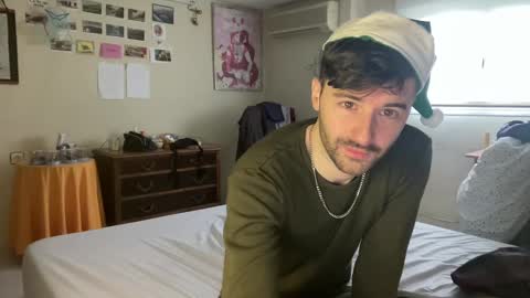 placebo14 online show from December 2024 12:45:01 PM