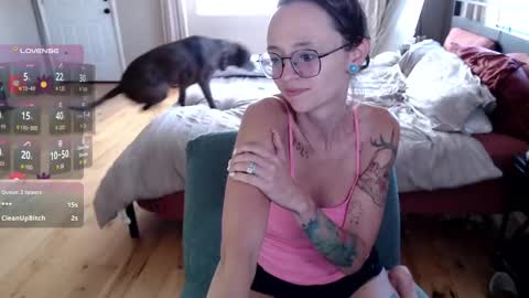 Snapshot of plantbabeee chatting on September 2025 05:47:02 PM Plantbabeee online show from September 2025 05:47:02 PM