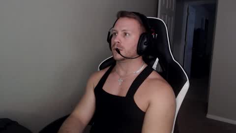 Player online show from December 2025 10:36:01 PM