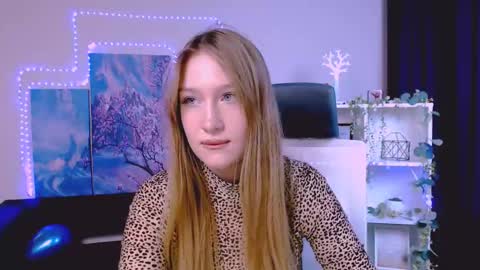Sophie online show from February 2025 12:38:02 AM