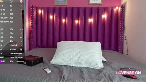 Snapshot of playfuljust_18 chatting on March 2025 12:48:02 PM SAMARA online show from March 2025 12:48:02 PM