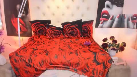 jen online show from September 2025 12:54:02 AM