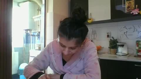 Snapshot of pleas3s_sweet chatting on March 2025 09:10:02 AM pleas3s_sweet online show from March 2025 09:10:02 AM