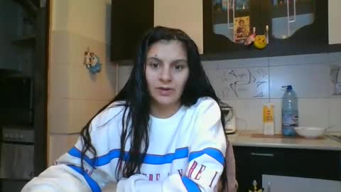 Snapshot of pleas3s_sweet chatting on March 2025 10:10:01 PM pleas3s_sweet online show from March 2025 10:10:01 PM