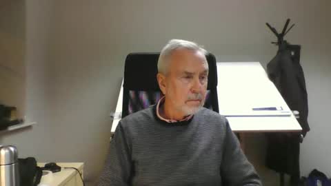 Pleasedominateme online show from December 2024 04:43:01 PM