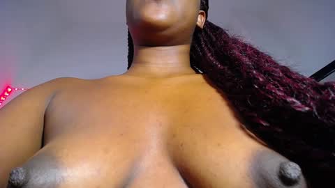 Snapshot of pleassing_ebonny chatting on January 2025 07:13:02 PM CHARLOTTE online show from January 2025 07:13:02 PM
