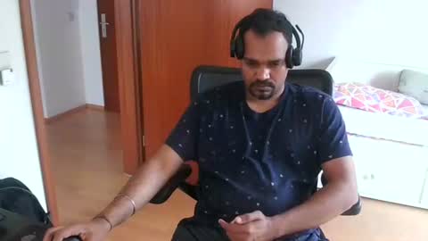 Snapshot of pleasure5845 chatting on May 2026 12:54:01 PM Sam online show from May 2026 12:54:01 PM