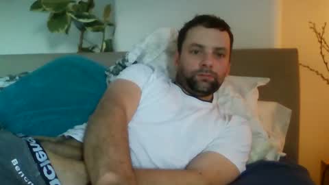 Snapshot of pleasurebayy chatting on November 2025 03:45:01 PM pleasurebayy online show from November 2025 03:45:01 PM