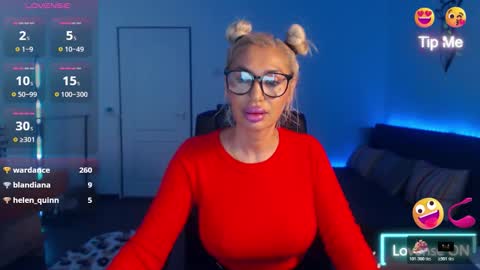 Victoria online show from November 2025 10:31:02 PM