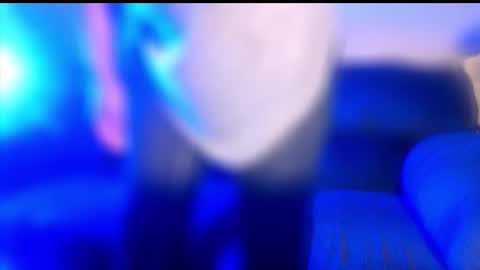 StraightPlush online show from November 2025 06:47:02 AM