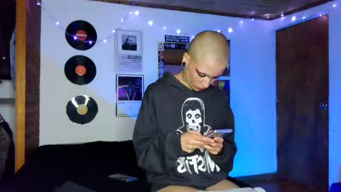 Snapshot of plutonblue369 chatting on February 2025 10:43:01 PM online show from February 2025 10:43:01 PM