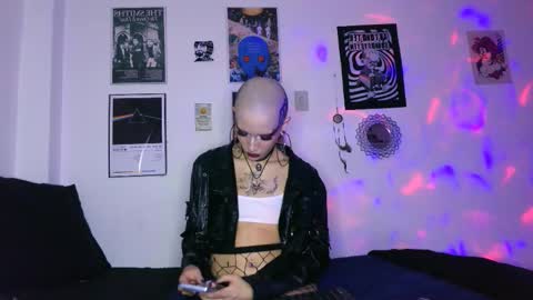    online show from November 2025 11:37:01 PM