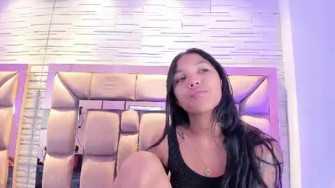Snapshot of pocahontas_pow chatting on July 2026 11:57:02 AM Pocahontas online show from July 2026 11:57:02 AM
