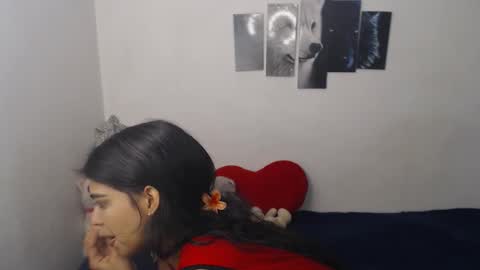 Snapshot of pocahontas_princess__ chatting on March 2026 06:00:01 PM Pocahontas online show from March 2026 06:00:01 PM