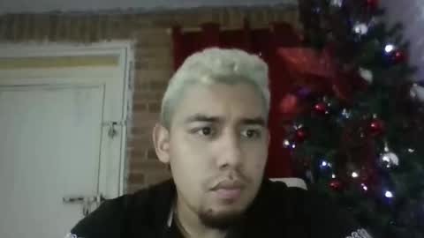 Snapshot of pocahot2512 chatting on December 2025 12:07:02 AM pocahot2512 online show from December 2025 12:07:02 AM