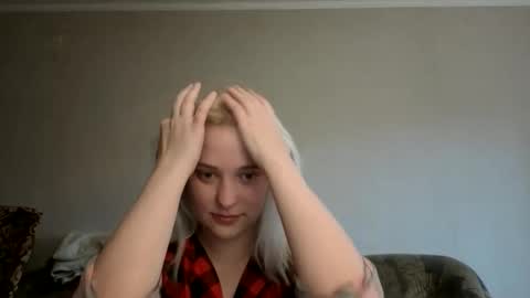 poisondark online show from December 2025 10:54:02 AM